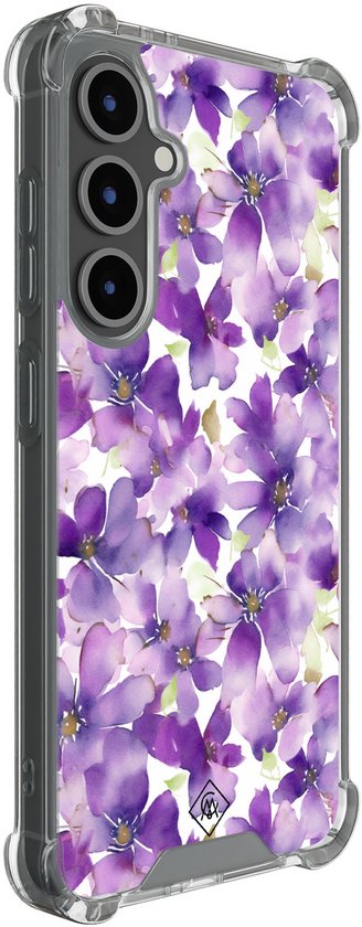 Telefoonhoesje met paarse bloemen op een witte achtergrond, zijaanzicht. Transparant met verstevigde hoeken.