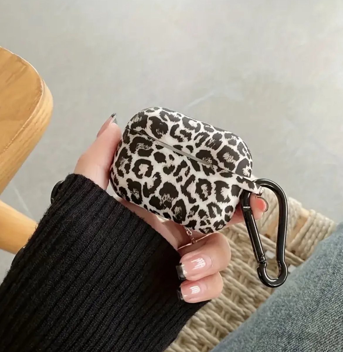 Airpods Pro 4 hoesje tijgerprint siliconen- telefoon - muziek - school