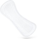 Wit TENA Discreet Ultra Mini Plus inlegkruisje met subtiele textuur.
