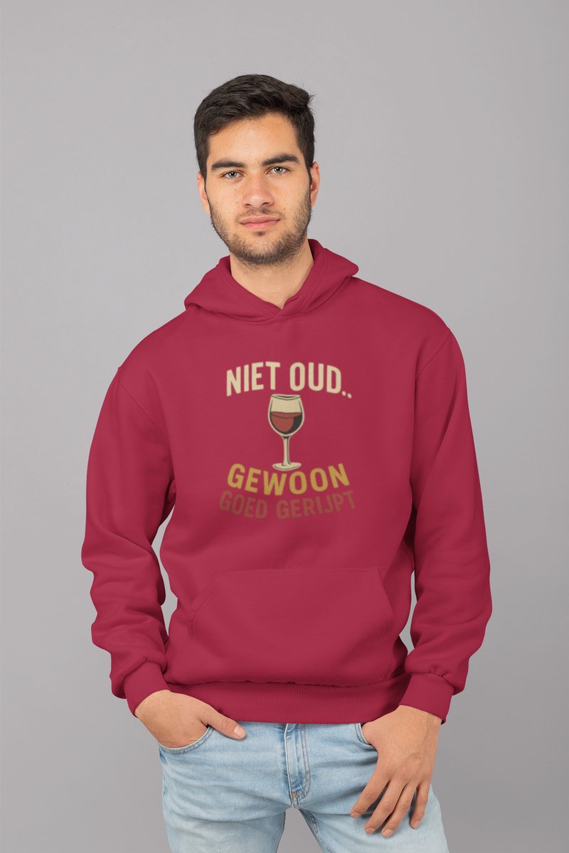 Goed Gerijpt - Verjaardag Hoodie Rood - Grappig Hoodie - Maat XL - Verjaardag Cadeau Mannen - Limited Edition
