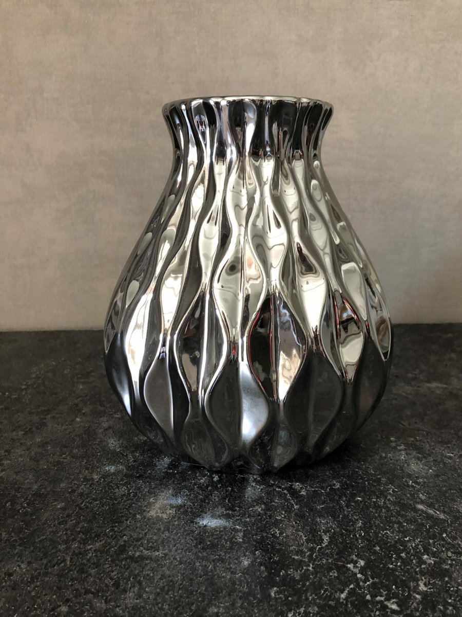 Vaas - Zilverkleurig - Keramiek - 19x19x21cm Hoog