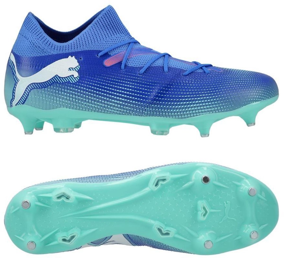 PUMA Future 7 Match MXSG voetbalschoenen in Bluemazing, White en Electric Peppermint met ijzeren noppen. Maat 40.