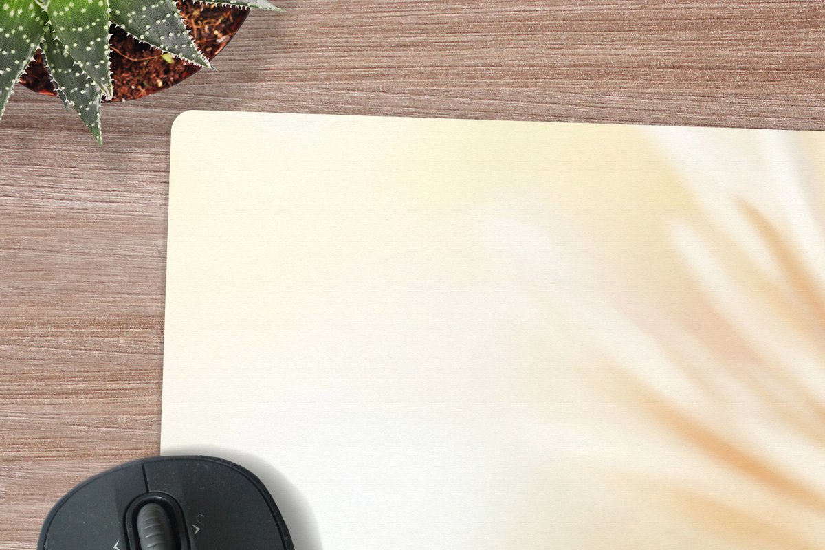 Muismat XXL 120x80 cm - Bureau onderlegger - Bureau mat Vlinder - Bloem - Oranje - Bureaumat - Gaming mousepad xl - Bureaulegger groot - Computer deskmat