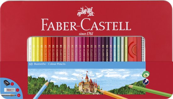 Rode Faber-Castell blik met 60 kleurpotloden, zichtbaar in een rij, met een kasteelafbeelding en accessoires op de voorkant.