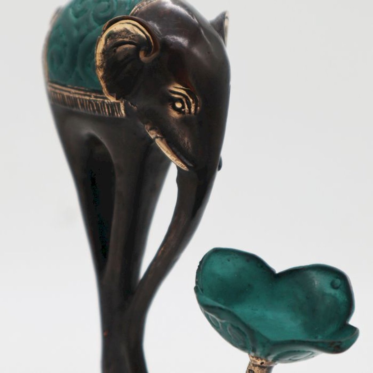 Grote kunst olifant kaars / wierookhouder