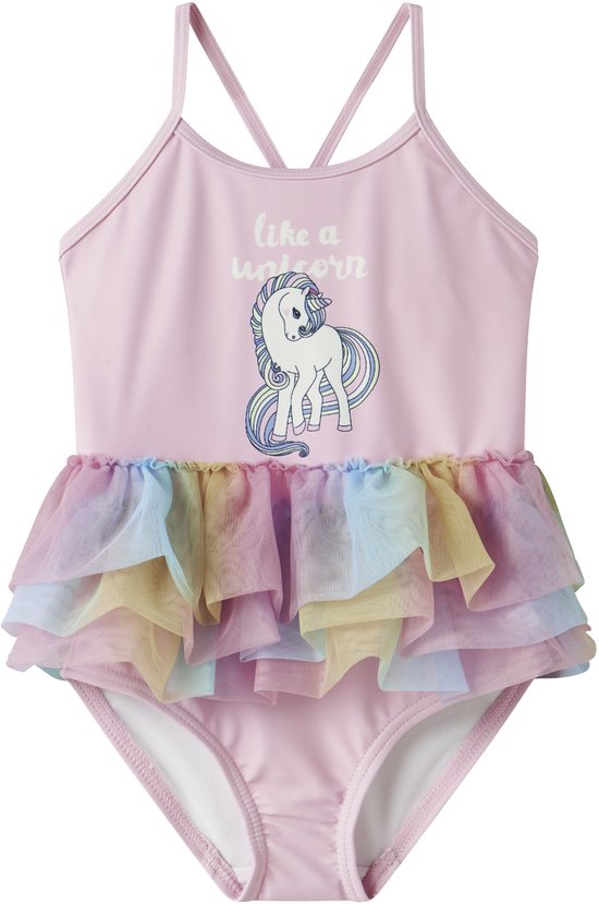 Roze badpak met 'like a unicorn' print en regenboog tule rokje.