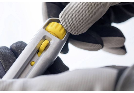 Stanley Interlock Serie - Metalen Mes - 18mm - Ergonomische Constructie - Veiligheidssysteem — afbeelding 4
