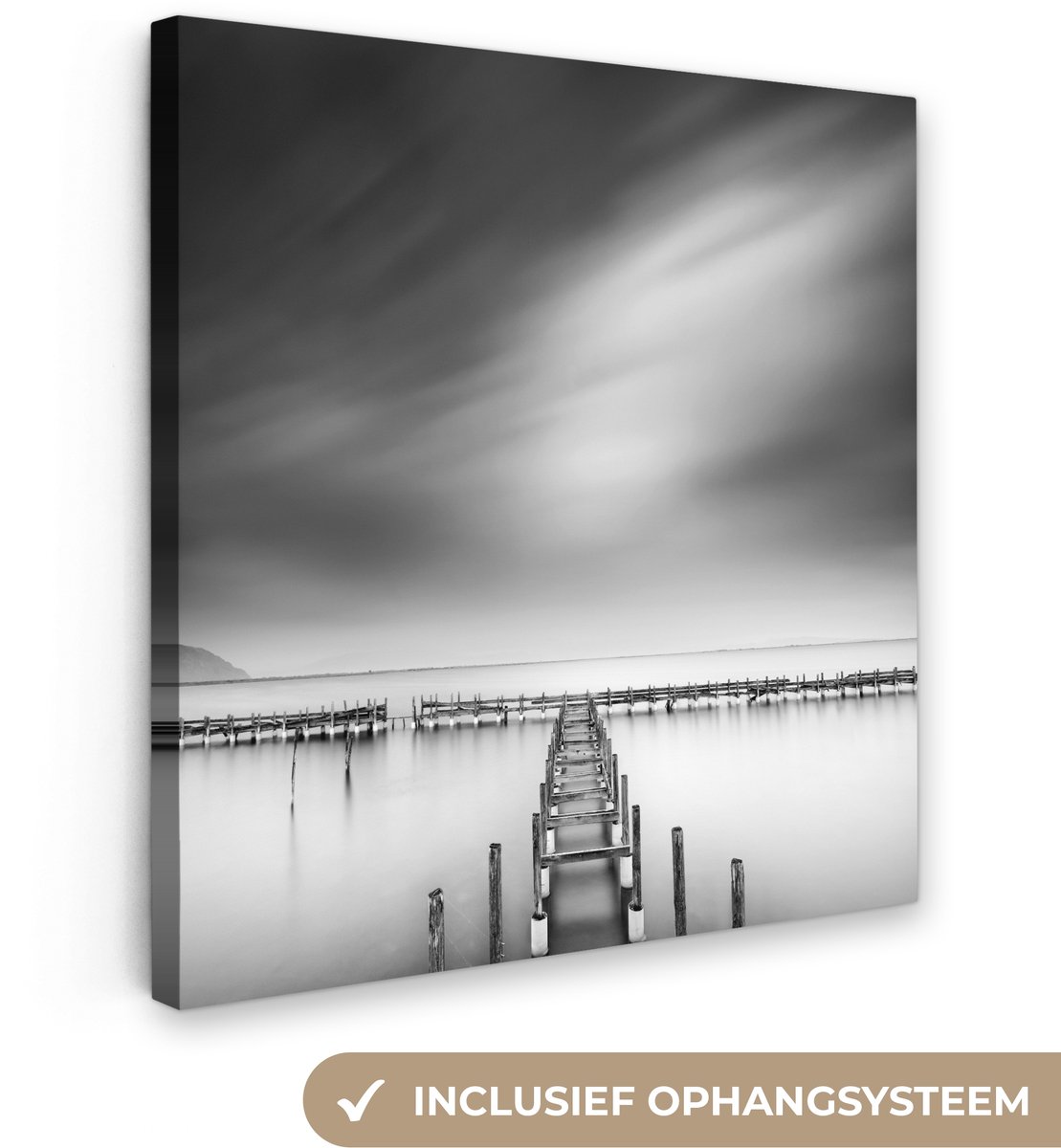 Canvas schilderij - Steiger - Palen - Zee - Zwart wit - Canvasdoek - Foto op canvas - 50x5