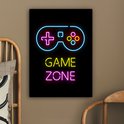 Toile avec une manette style néon et le texte 'GAME ZONE' en bleu, jaune et rose, près d'un lit.