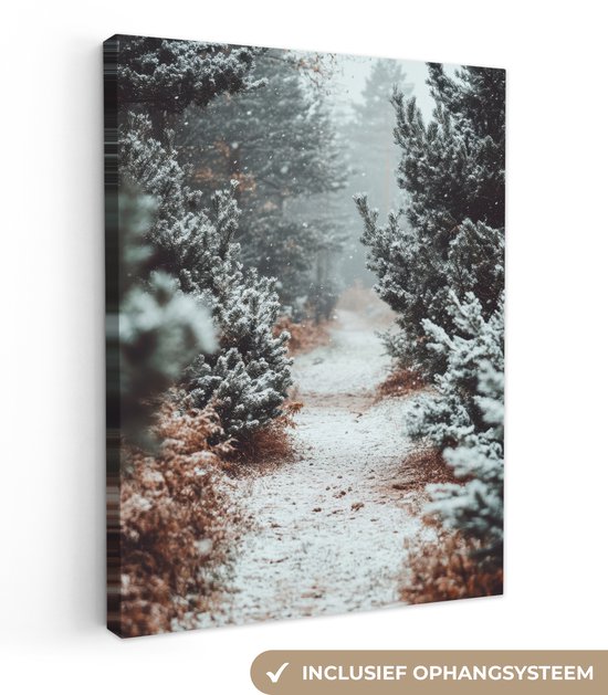 Canvas schilderij 60x80 cm - Wanddecoratie Bos - Winter - Bomen - Natuur - Pad - Sneeuw - Muurdecoratie woonkamer - Slaapkamer decoratie - Kamer accessoires - Schilderijen op canvas