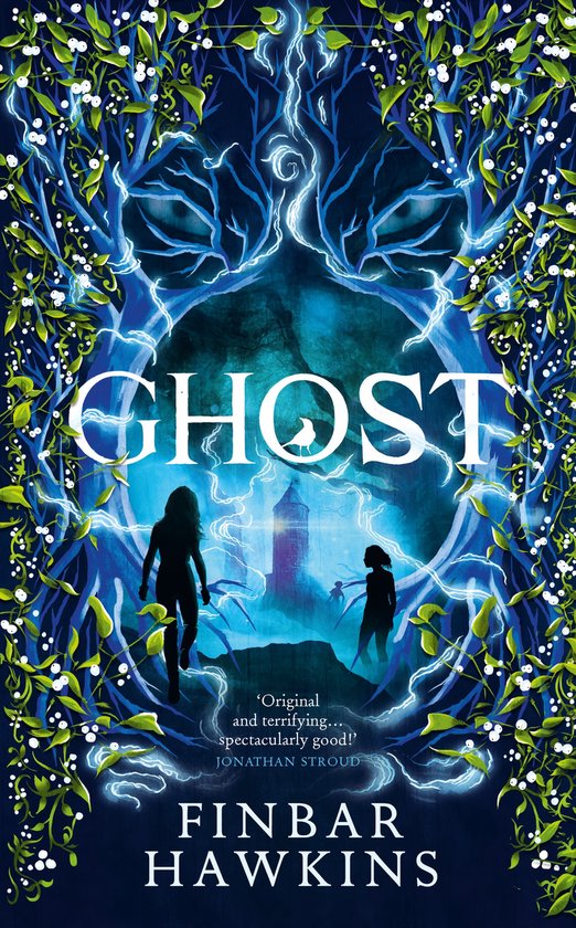 Boekomslag 'Ghost' met twee silhouetten van meisjes, een gebouw en kronkelende blauwe takken.