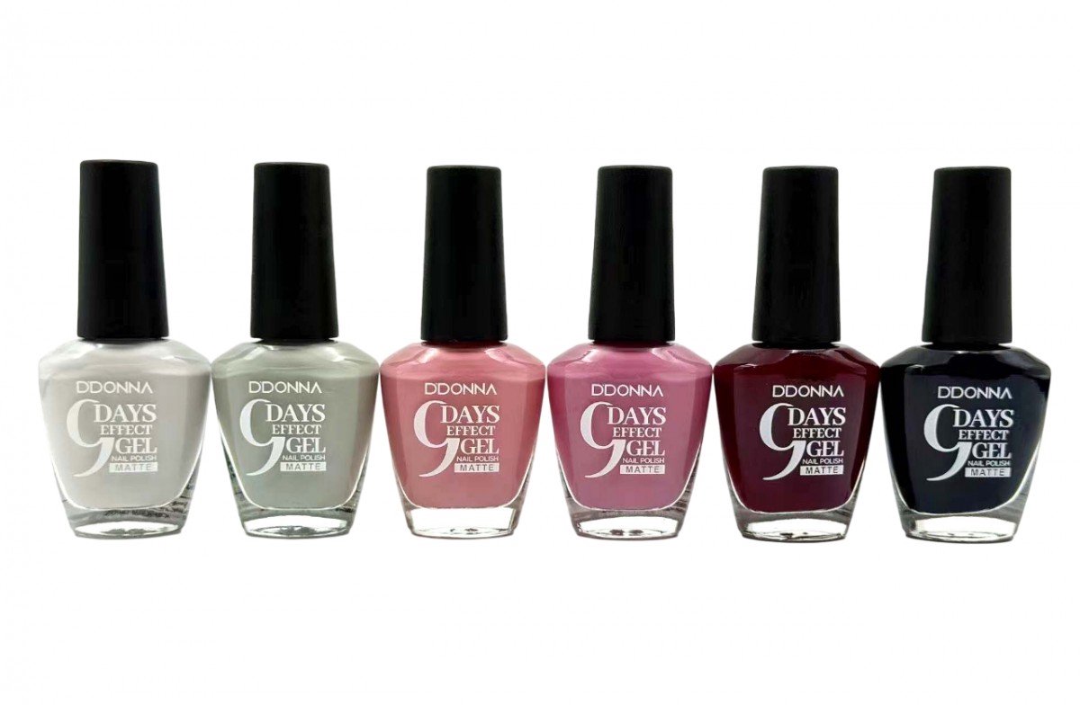 D'Donna - Set met 6 Flesjes Matte Nagellak - Matte Brave - 9 Dagen Gel Effect Nagellak - Licht Grijs - Grijs - Oud Roze - Roze - Warm Donker Roze - Zwart - Inhoud per flesje 15 ml.