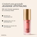 Flesje roze vloeibare blush met gouden dop. Geschikt voor de gevoelige huid, met shea boter en avocado-olie voor hydratatie.
