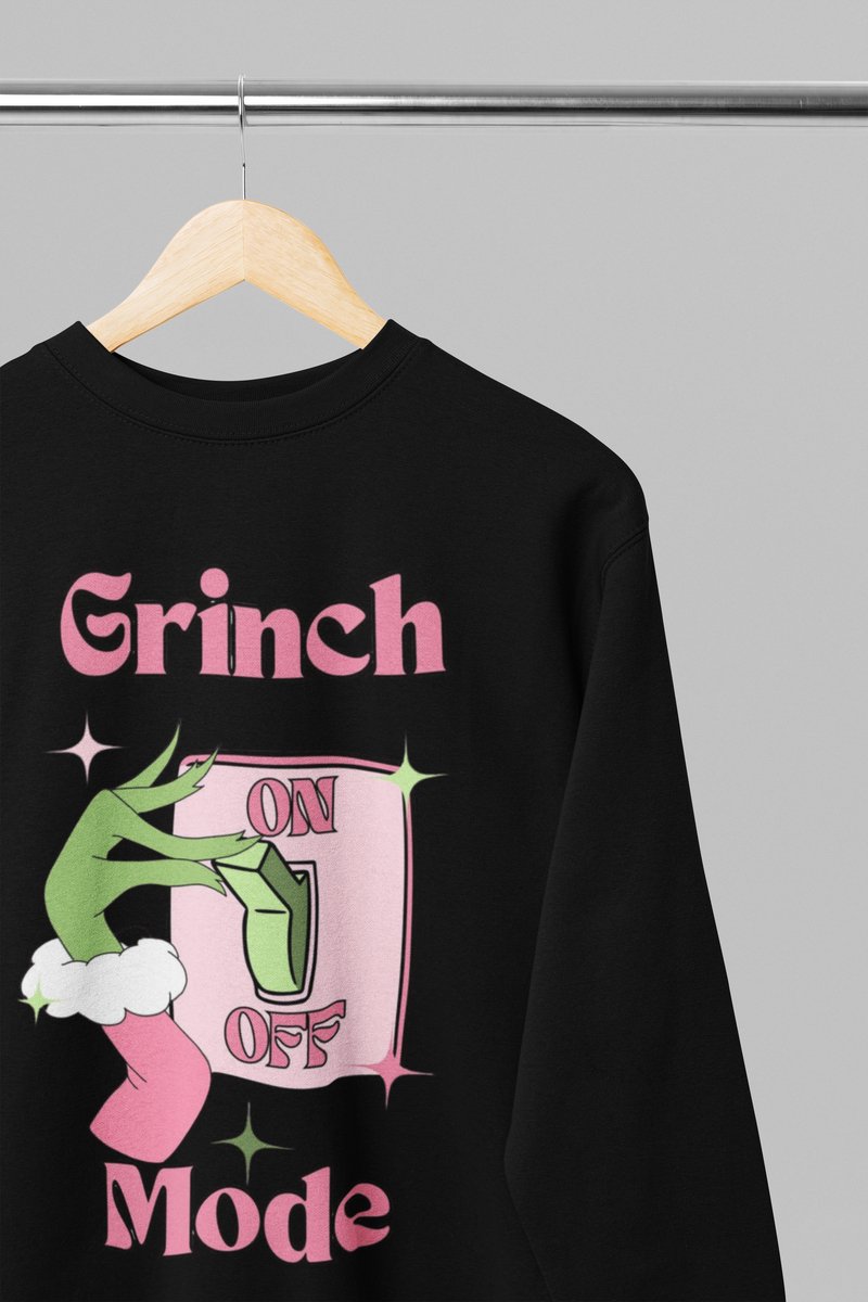 Foute kersttrui - Grinch mode - Wurban Wear | 18+ | Grappige sweater | Leuk cadeau | Unisex sweater | Oversized sweater | Kersttrui heren | Foute kerstkleding | Kerst sweater | Kerst diner | Kersttrui dames | Foute kersttruiendag 2025 | Zwart