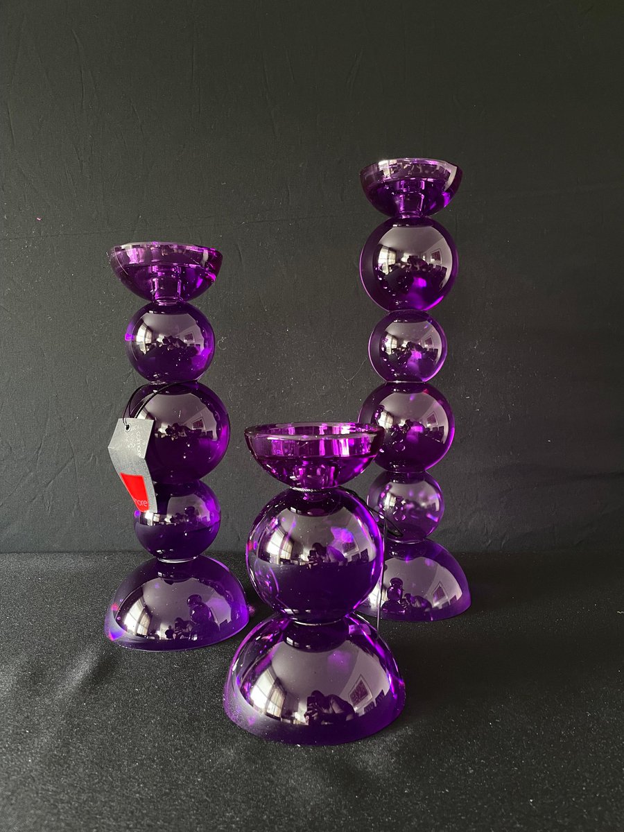 Colmore kaarshouder fuchsia kristalglas 12x12x16cm