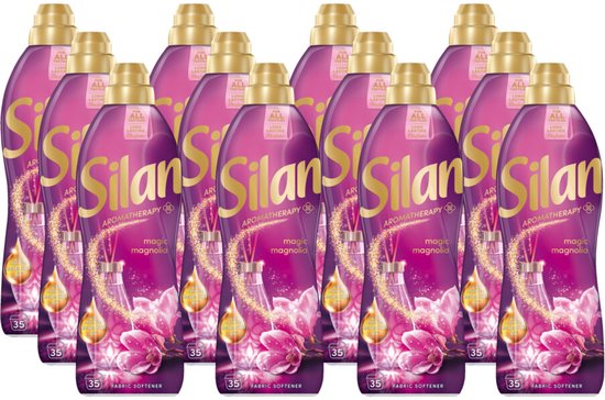Douze bouteilles d'adoucissant Silan Aromatherapy Magic Magnolia.