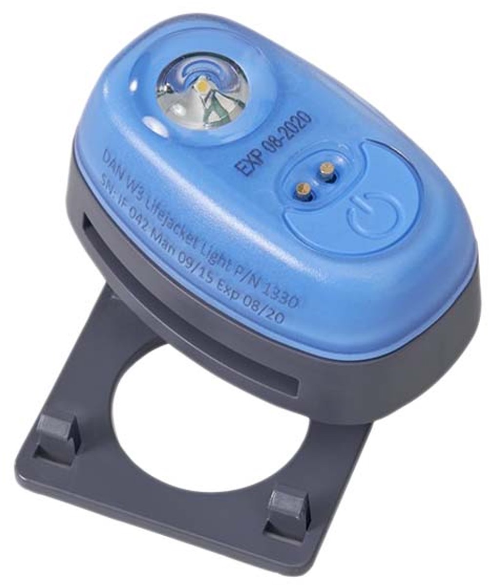PLASTIMO zaklamp compact W3