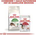 Zak Royal Canin Active Life Outdoor kattenvoer en een zakje Royal Canin Instinctive natvoer.