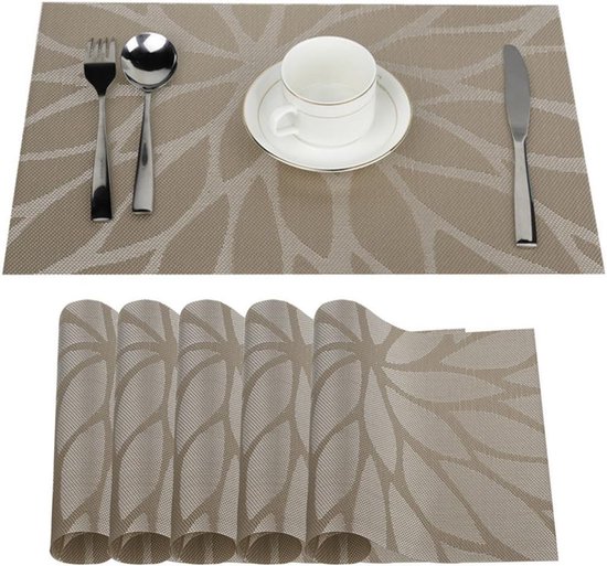Set de 6 sets de table Famanu 30 x 45 cm, antidérapants, lavables, en PVC, résistants à la déchirure, à la chaleur et aux taches, couleur kaki, pour la cuisine et la salle à manger.