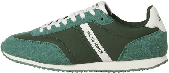 Groene suède en textiele sneakers van Jack & Jones met witte veters en strepen op de zijkant.