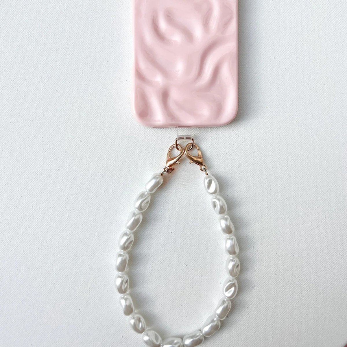 Parel Telefoonkoord (30 cm) – Kort Polskoord met Gouden Sluiting – Past op elk hoesje Inclusief Lanyard Pad
