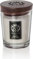 Vellutier Evening at the Opera Medium Candle 60 branduren