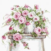 Borduurpakket ROSES ON A STOOL (weefstof) - LUCA-S