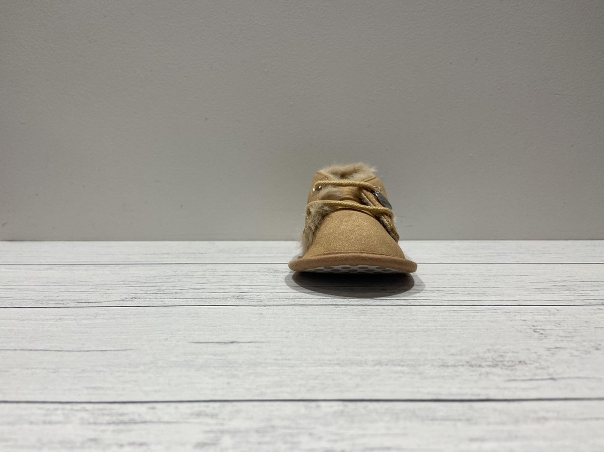 Poepiemonsters Babyslofjes Bruin Met veters Antislip 7-12 maanden Baby  Cadeau - Schoenen.nl