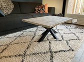 Industriële massief steigerhouten salontafel, kleur: grijs | Matrix-onderstel mat zwart