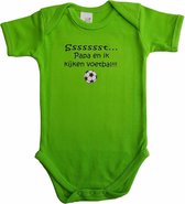 Groene romper met "Sssssst... Papa en ik kijken voetbal" - maat 74/80 - vaderdag, cadeautje, kraamcadeau, grappig, geschenk, baby, tekst