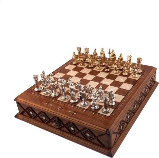 Vrijgevigheid Kust Bestrating Handgemaakte houten schaakbord met lade-opbergsysteem - Metalen  schaakstukken - Luxe... | bol.com