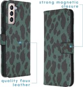 iMoshion Design Softcase Book Case Samsung Galaxy S21 Plus hoesje - Green Leopard