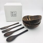 MLMW - Kokosnoot Kom Origineel MEDIUM Set - Coconut Bowl Original MEDIUM Set - 450 ML - Handgemaakt - Uniek - Duurzaam - 100% Natuurlijk - Set van 2 inclusief Acacia houten lepel e