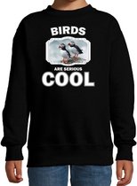 Dieren vogels sweater zwart kinderen - birds are serious cool trui jongens/ meisjes - cadeau papegaaiduiker vogel/ vogels liefhebber 9-11 jaar (134/146)