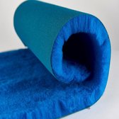 VET BED PROF ROYAL BLUE GROENE RUG. 150 X 100 CM.