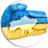 Dibond Wandcirkel - Vlag van Oekraïne Geschilderd Op een Hand - 30x30cm Foto op Aluminium Wandcirkel (met ophangsysteem)