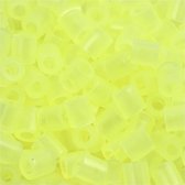 Strijkkralen, afm 5x5 mm, gatgrootte 2,5 mm, medium, neon geel (32223), 1100 stuk/ 1 doos