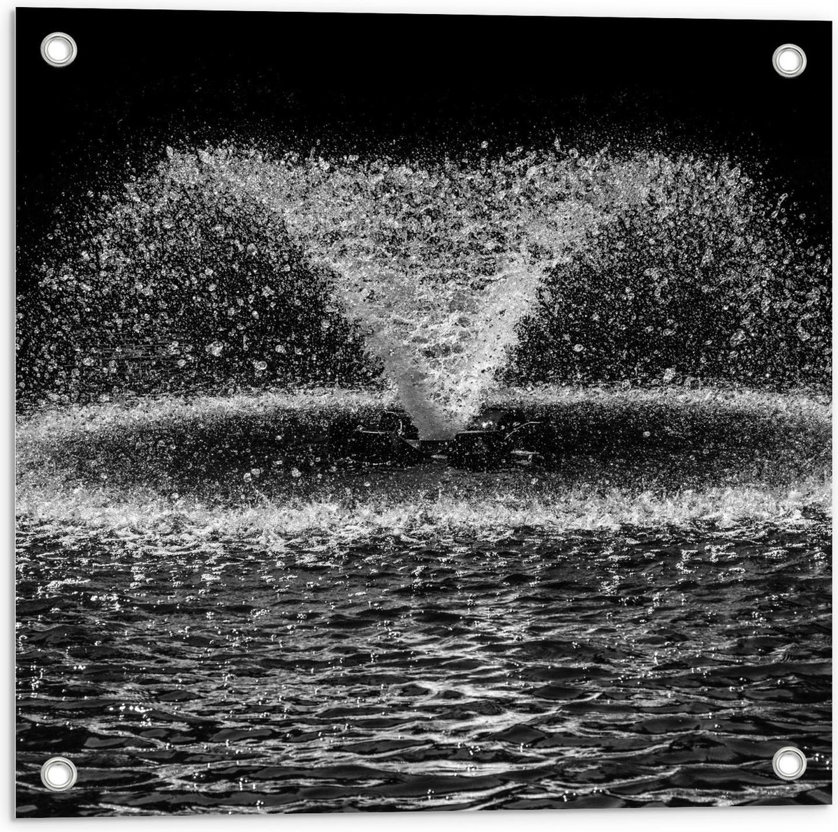 Tuinposter – Spetterende Water Fontein - 50x50cm Foto op Tuinposter (wanddecoratie voor bu