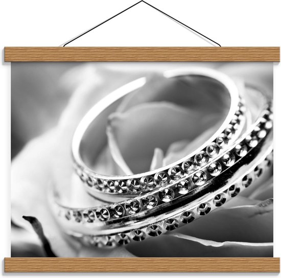 Schoolplaat – Zwart/Wit Ringen met Diamantjes - 40x30cm Foto op Textielposter (Wanddecoratie op Schoolplaat)