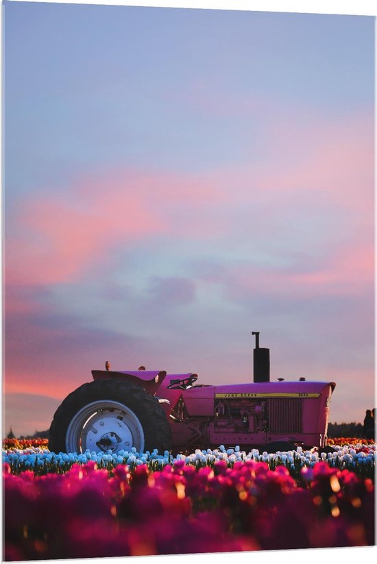 Acrylglas - Roze Tractor Tijdens een Mooie Zonsondergang - 80x120cm Foto op Acrylglas (Met Ophangsysteem)