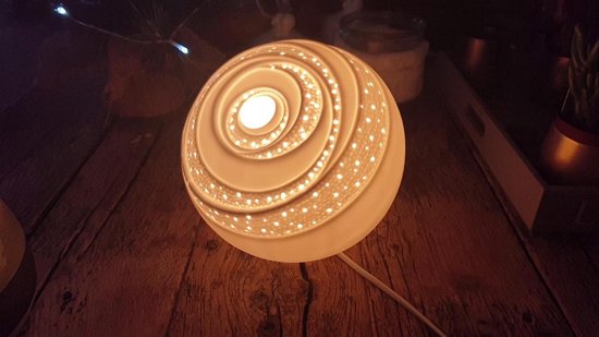 IluniQ - Lampe atmosphérique - lampe de table - Boule de lumière fleurie |  bol.com