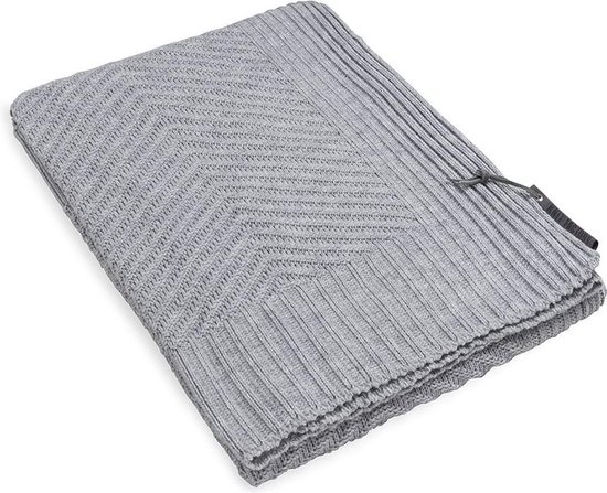 Knit Factory Beau Gebreid Plaid - Woondeken - plaid - Wollen deken - Kleed - Licht Grijs - 160x130 cm
