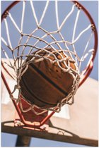 Poster – Basketbal in Basket - 40x60cm Foto op Posterpapier