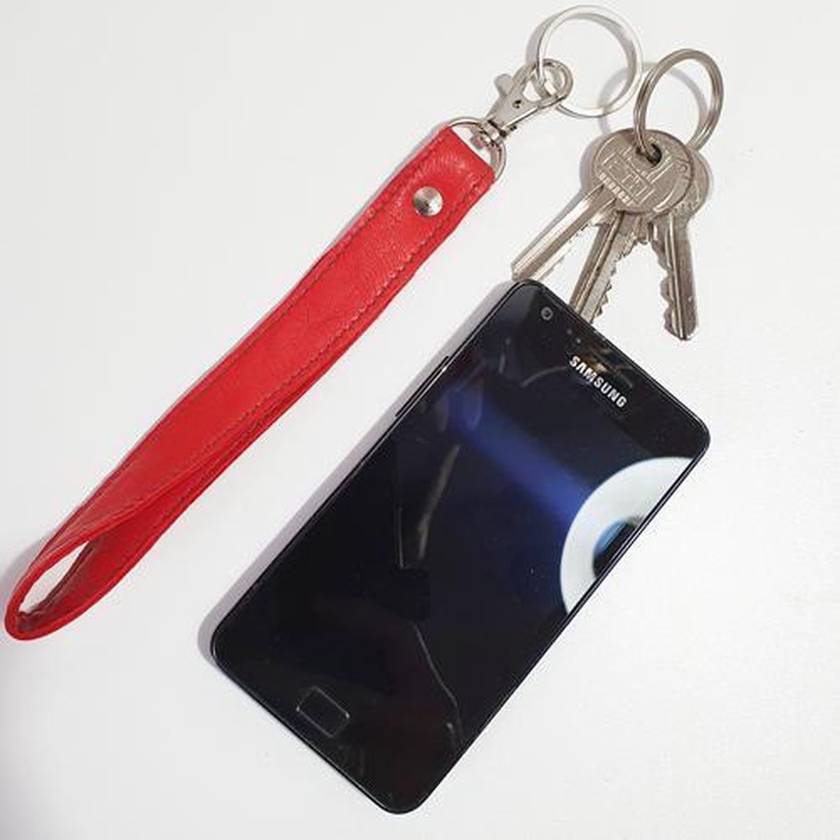 Toetie & Zo Handgemaakte Leren Sleutelhanger - Rood - XL - Sleutelkoord - Sleutelhouder - Leder - Handgemaakt