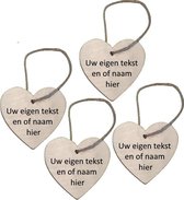 Houten hanger hart vormig - Gepersonaliseerd met uw eigen tekst - Set van 4 stuks - Valentijnsdag