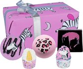 Bomb Cosmetics Zebra Crossing Gift Pack kado doos met bad, zeep en verzorgingsproducten