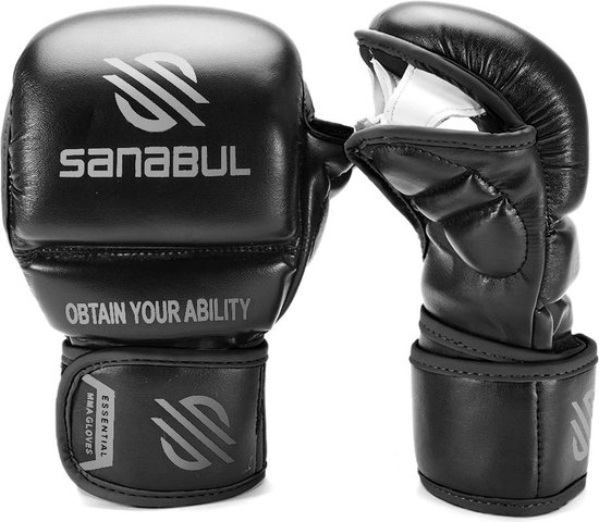 Zwarte Sanabul MMA-handschoenen met "OBTAIN YOUR ABILITY" en het Sanabul-logo.