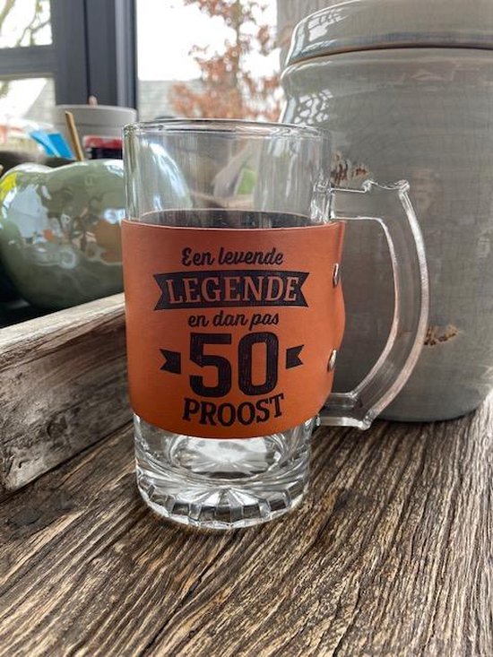 Chope de bière avec le texte; Une légende vivante et puis 50 PROOST / Fête des Pères / Cadeau / Noël / Abraham / Anniversaire / Fête / Papa