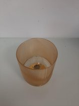 Decoratieve pot met een lamp