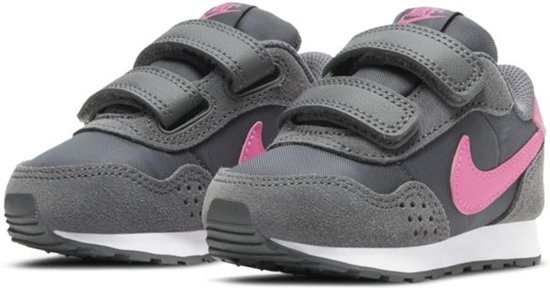 Guinness knal leeftijd Nike Sneakers - Maat 21 - Unisex - grijs/roze | bol.com
